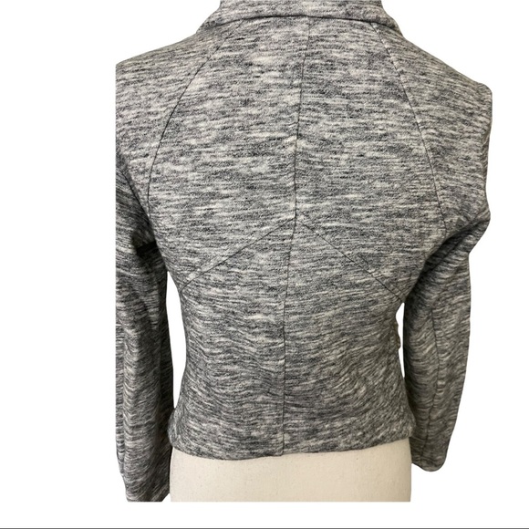 Cabi high neck womens hourglass jacket blazer grey tone size X-small. - Picture 6 of 9